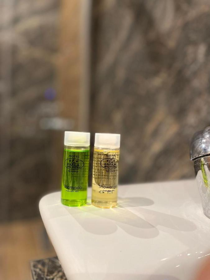 爱姆卡酒店 泰托沃 外观 照片